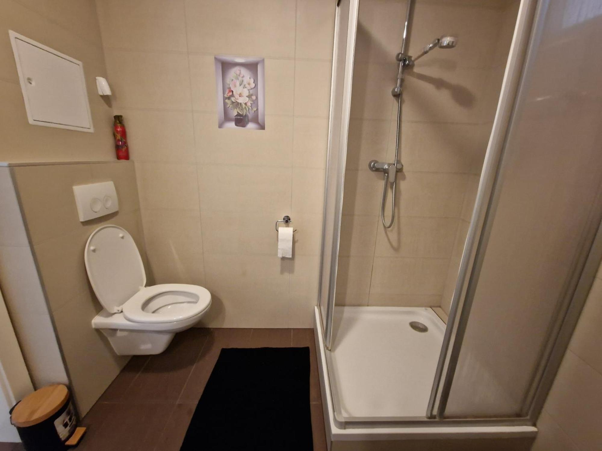 Vienna Danube Garden Apartment 22 Eksteriør bilde